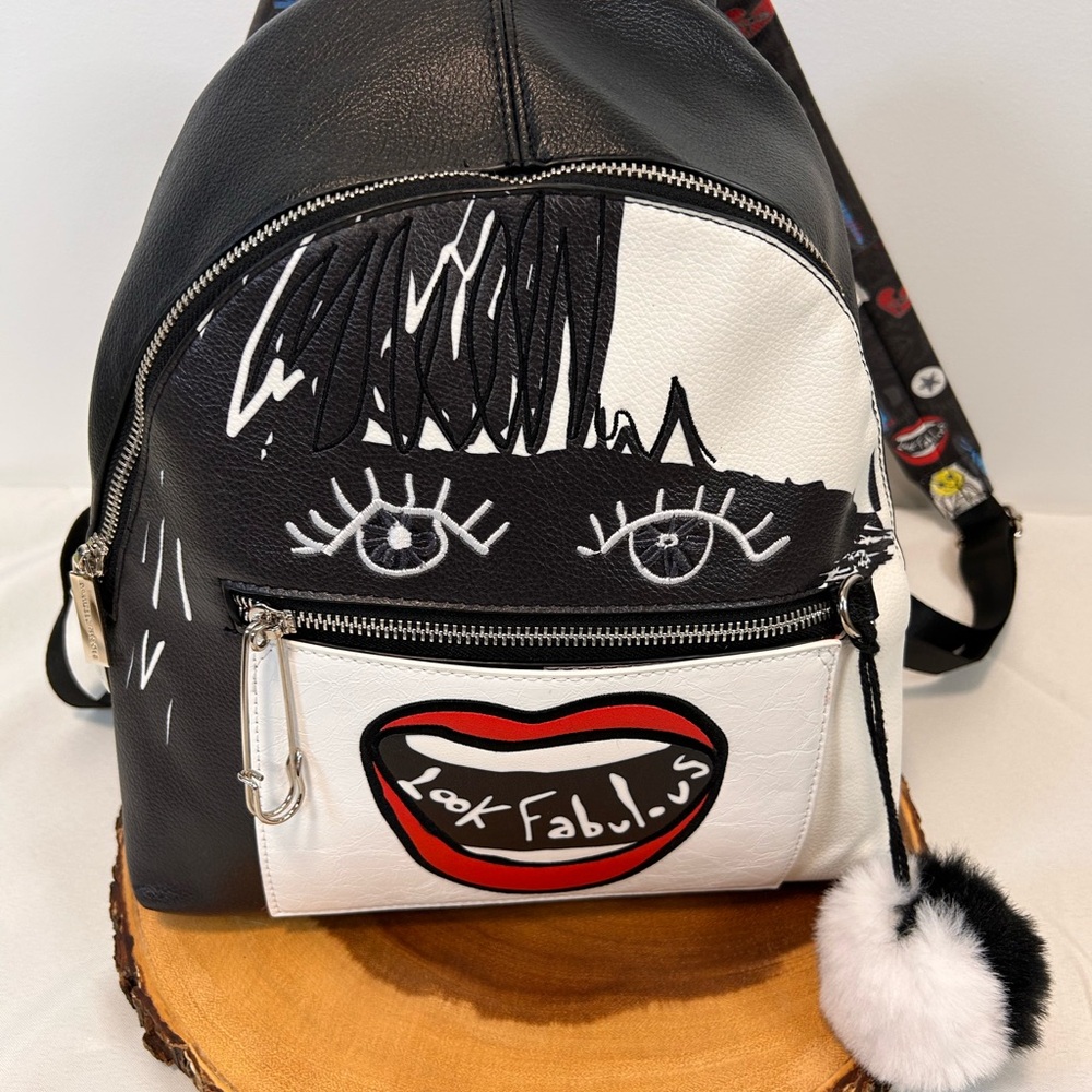 Danielle Nicole Disney‎ Cruella “Look Fabulous!” Fashion Mini Backpack - Picture 2 of 13